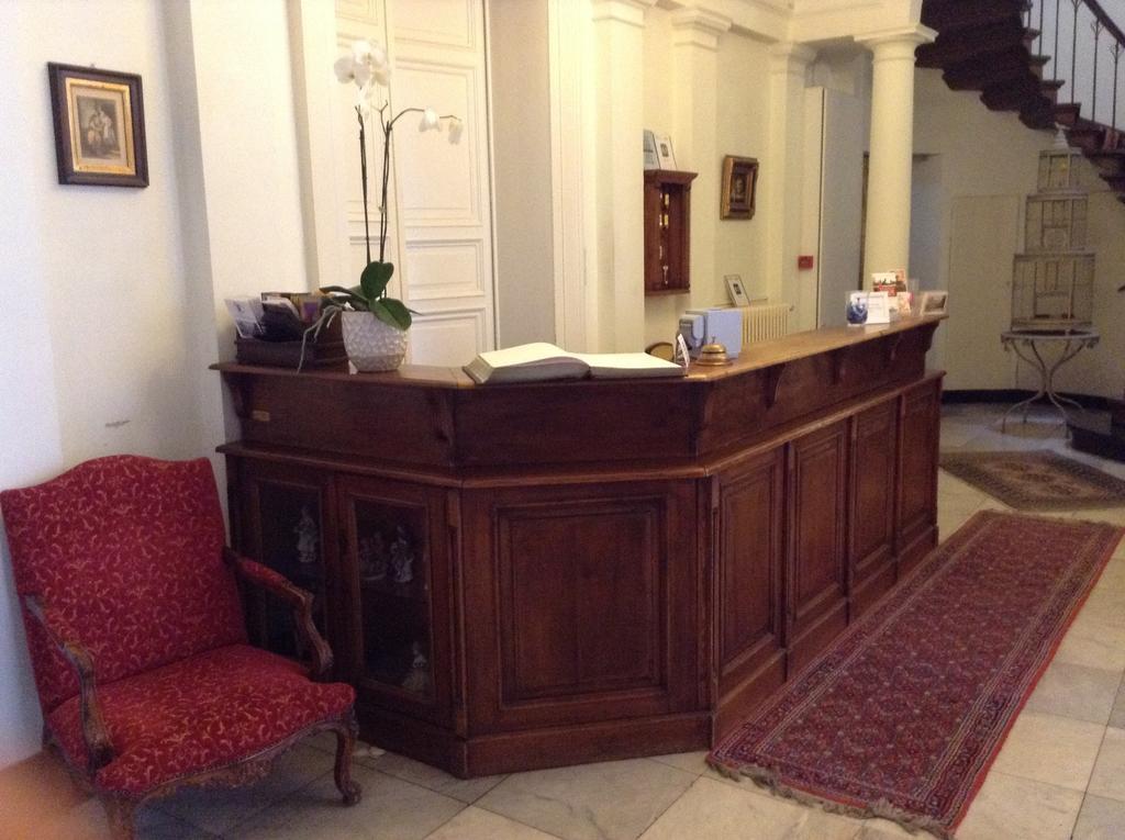 Hotel Patritius Брюгге Экстерьер фото