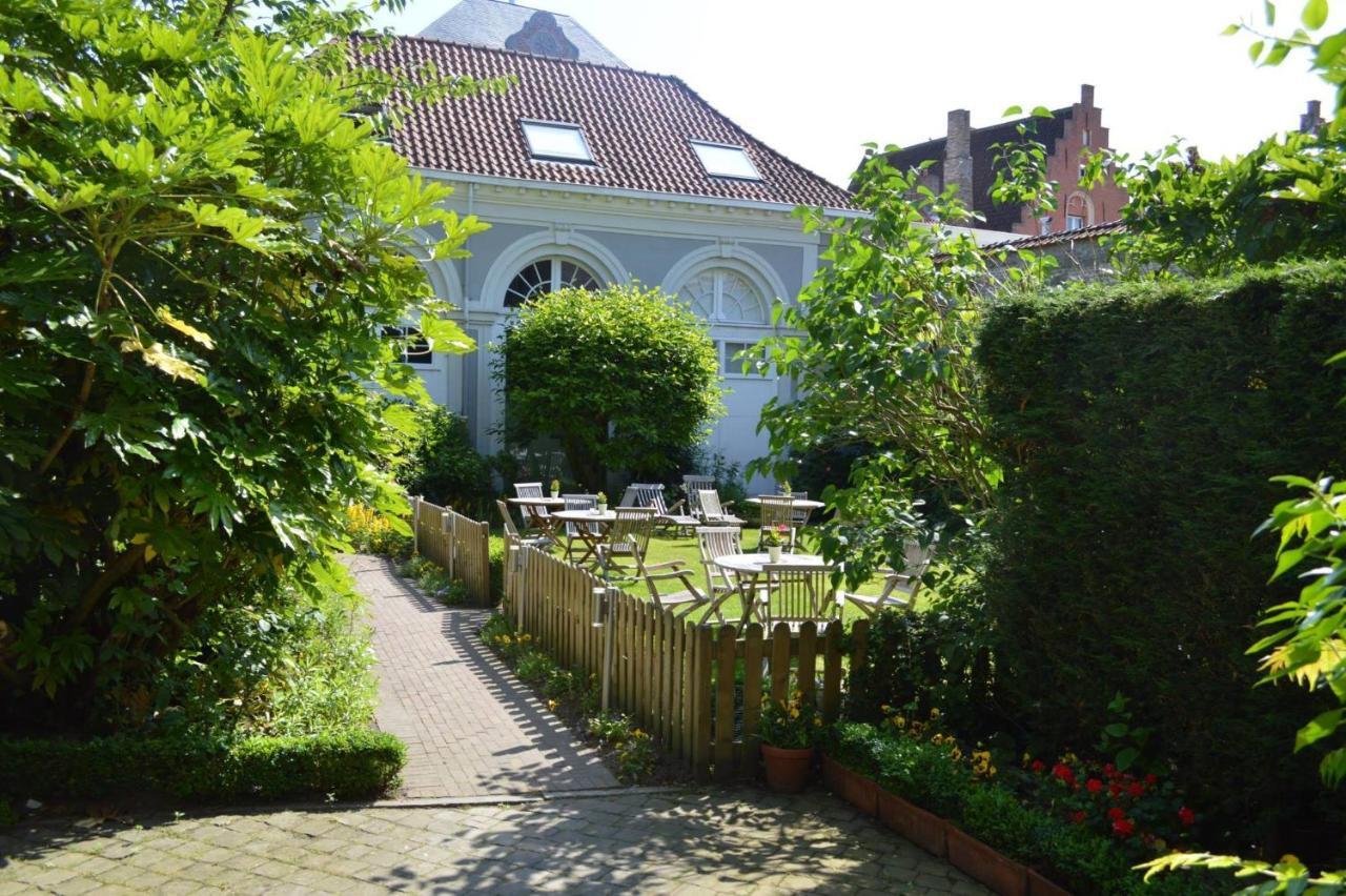 Hotel Patritius Брюгге Экстерьер фото